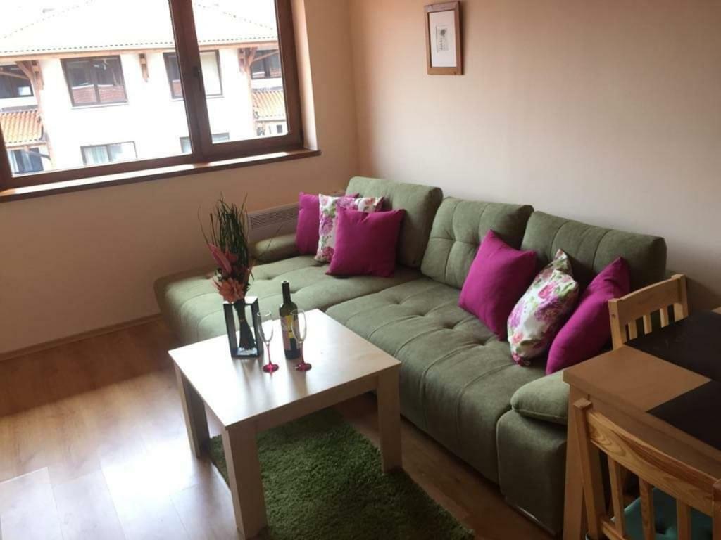 Cedar Lodge 3/4 Apartment Paradise Banszko Kültér fotó